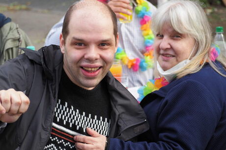 Lebensräume Duisburg Wanheimer Straße - Einweihungsparty Freude